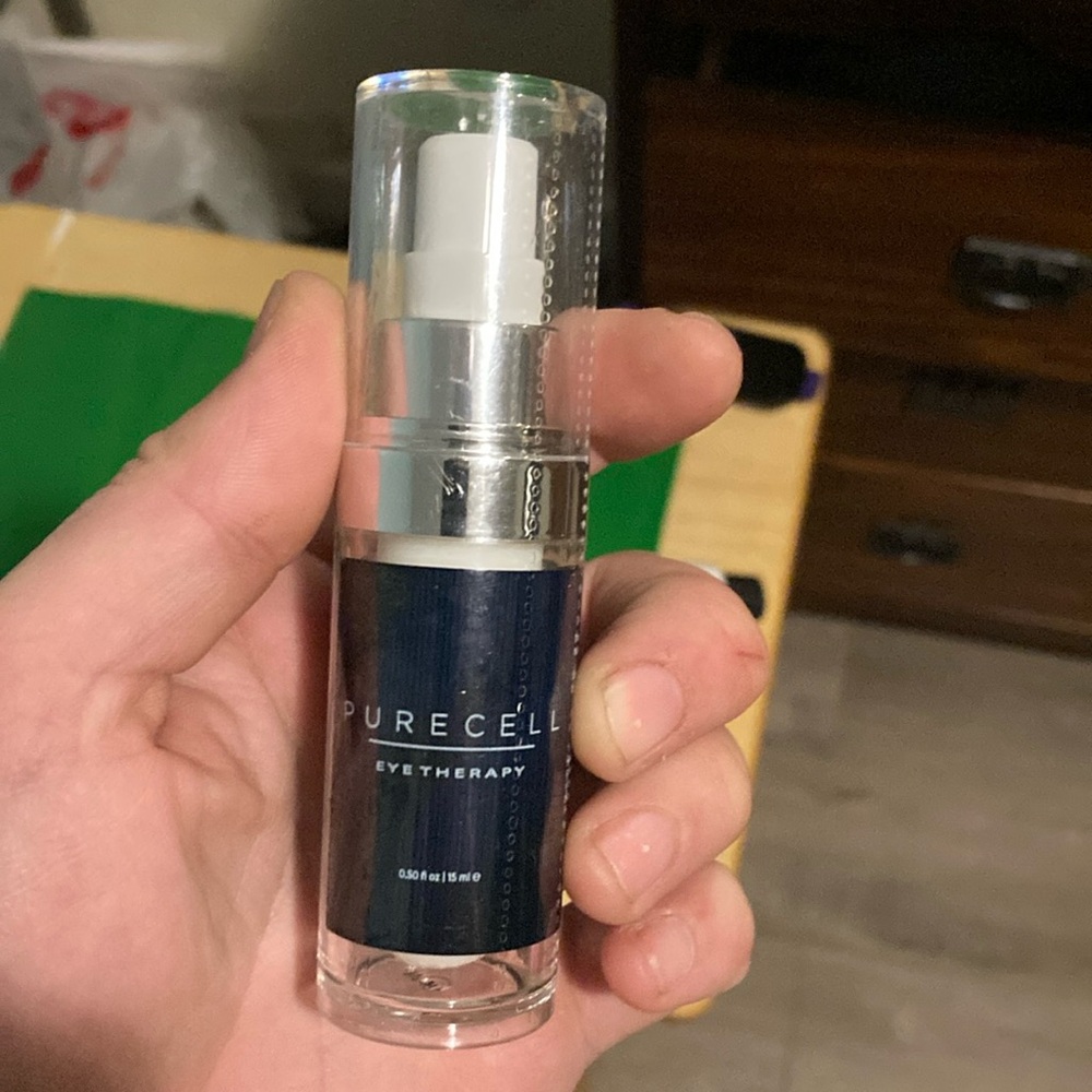 Pure cell eye therapy 15 ml new still sealed